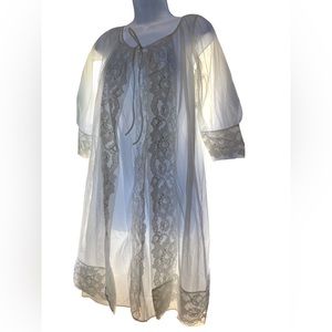 Vintage Peignoir Set White Sheer Chemise Nightgown Robe Movie Star Brand Size M